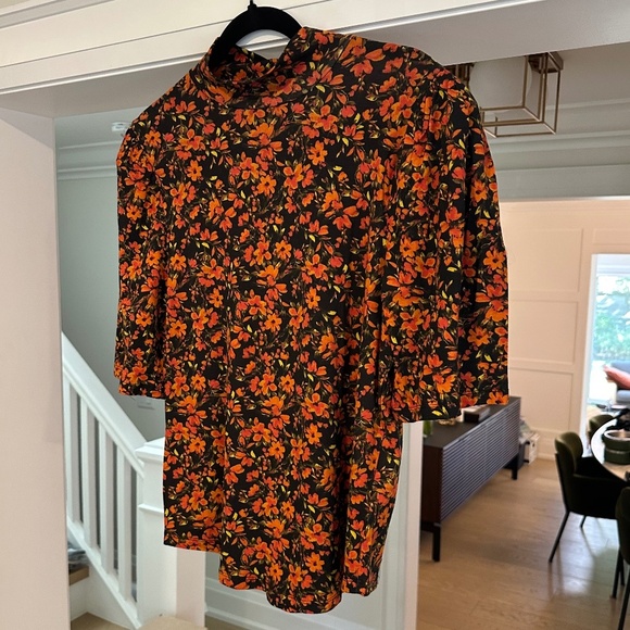 GAP Featherweight Puff Sleeve T-Shirt - Size L. - Picture 3 of 11